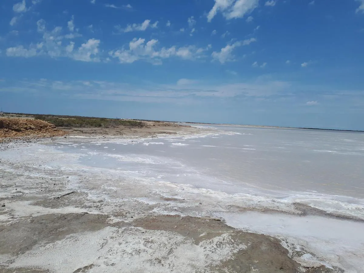 Beau studio tout équipé le Studio Nord à Salin-de-Giraud, Mer, Camargue France